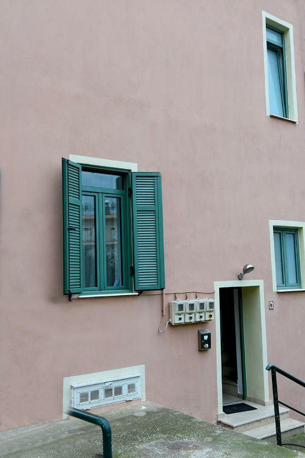 Sofokleous Apartment Kavála Kültér fotó